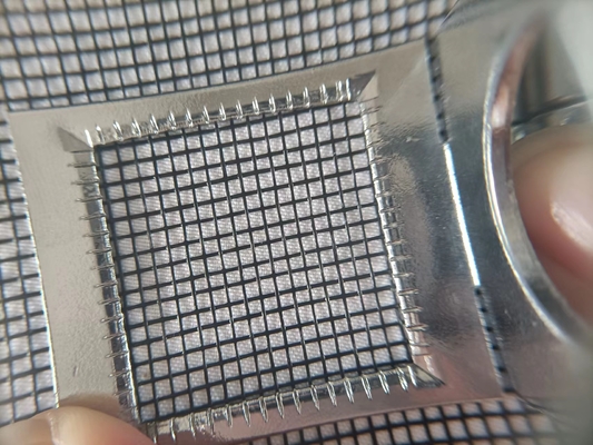 Zanzariere in fibra di vetro nere utilizzate per porte finestre o patio