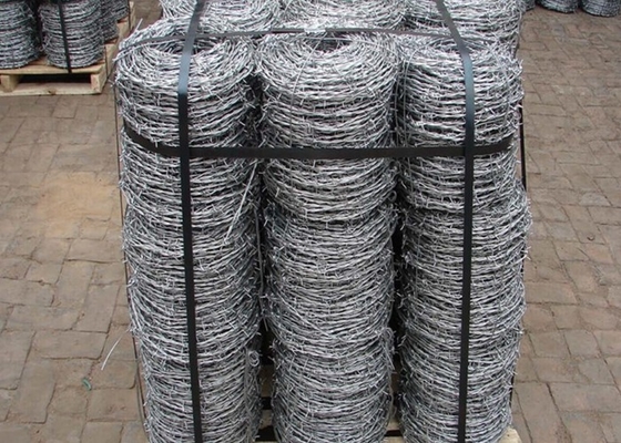 L'elettrotipia ha galvanizzato l'imballaggio di recinzione pungente del pallet del cavo per il progetto della protezione della sicurezza